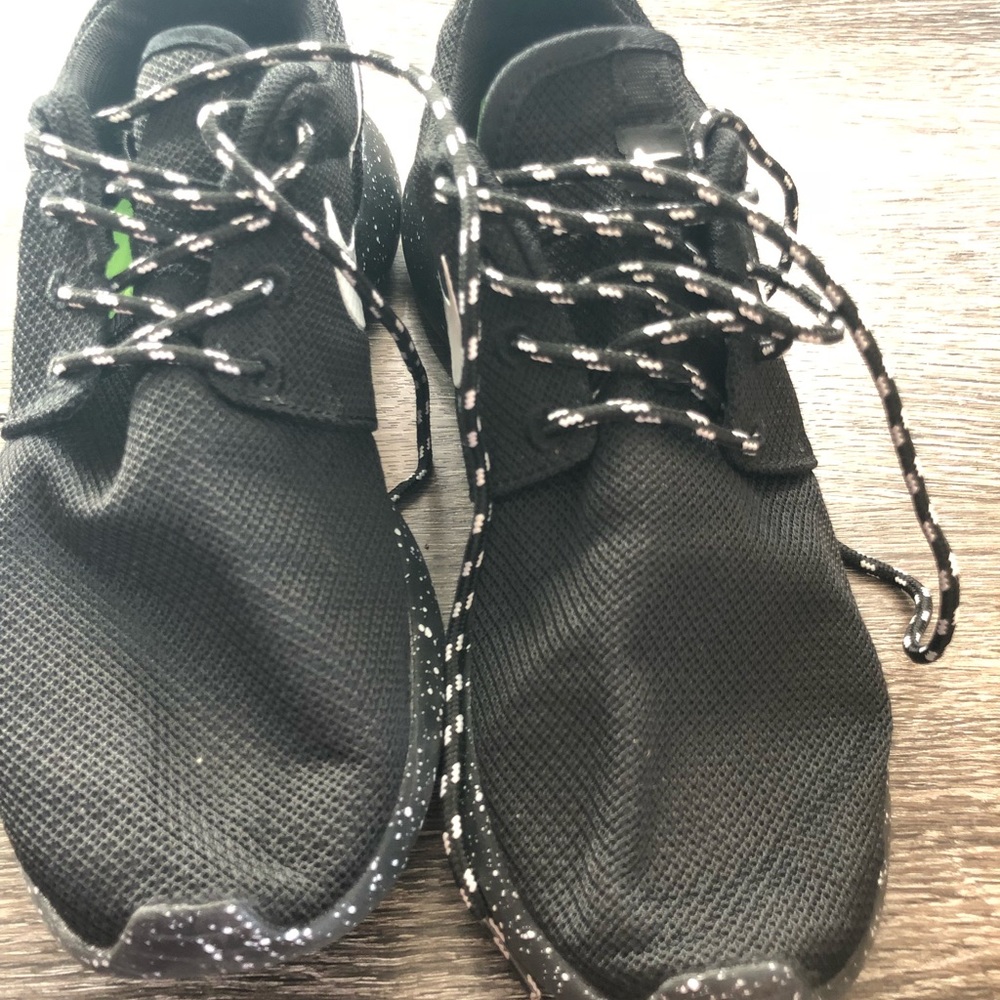 Nike mesh sneaker